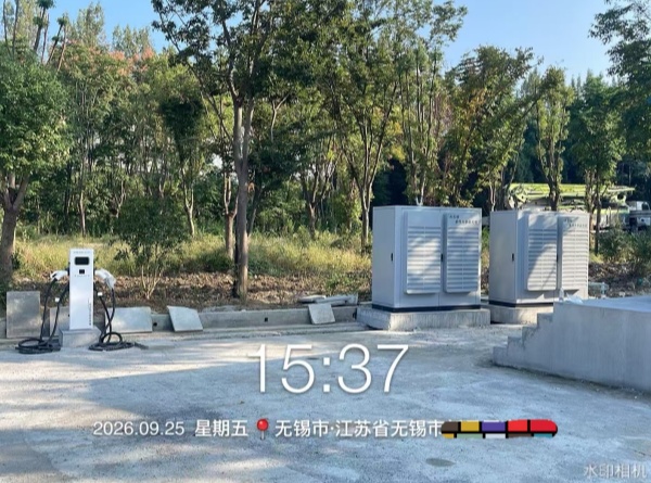 江苏快盈重卡充电站